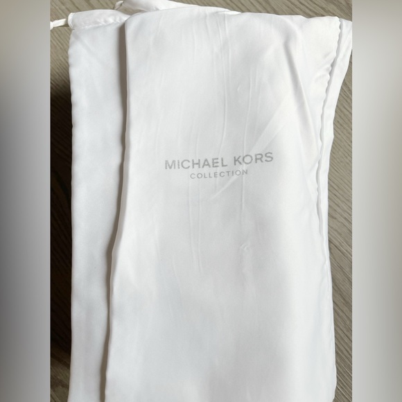 Michael Kors Collection Kallie Runway Lace Up Flat - Picture 13 of 14